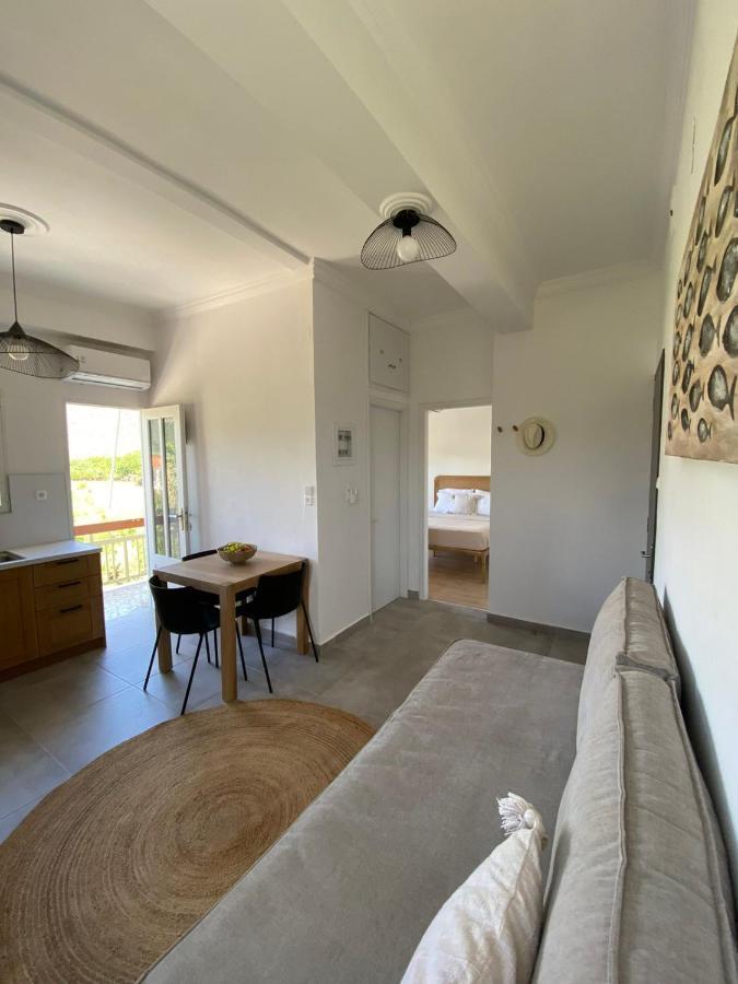 Thassa Beach Apartment No1 Leonídion Exteriér fotografie